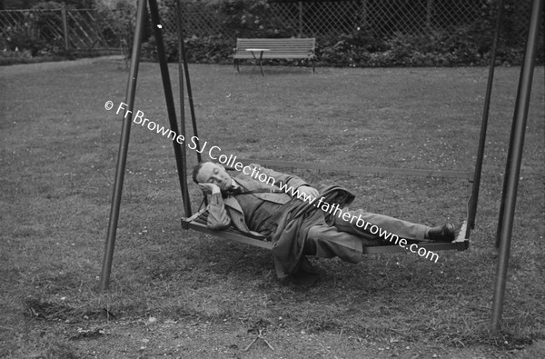 PHOTOGRAPHIC SOCIETY OF IRELAND OUTING MAN ON SWING